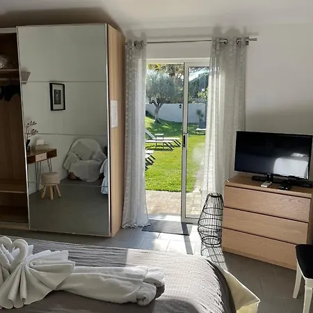 Bed & Breakfast Made 4*