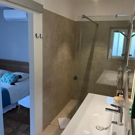 Bed and Breakfast Made 4*