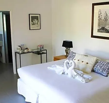 Bed and Breakfast Made Σαιν-Τροπέ