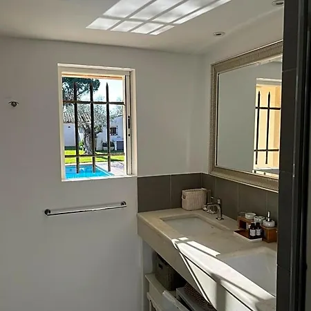 Made Bed and Breakfast Σαιν-Τροπέ